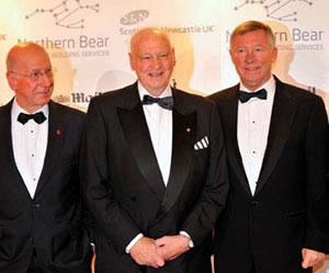 The picture shows Sir Bobby Robson (centre) with Sir Bobby Charlton (left) and Manchester United boss Sir Alex Ferguson (right).